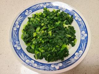 雪里红炒鸡蛋的做法步骤：4