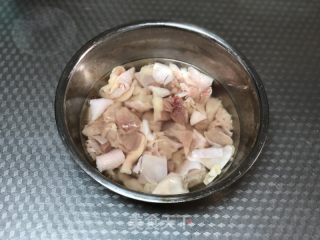 椰香咖喱鸡肉饭的做法步骤：2