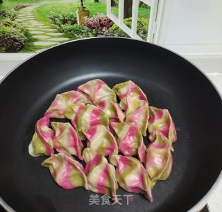 冬至冰花饺的做法步骤：7