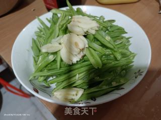 清炒四季豆的做法步骤：1