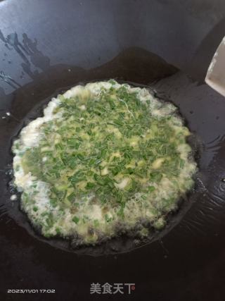 小葱炒鸡蛋的做法步骤：3