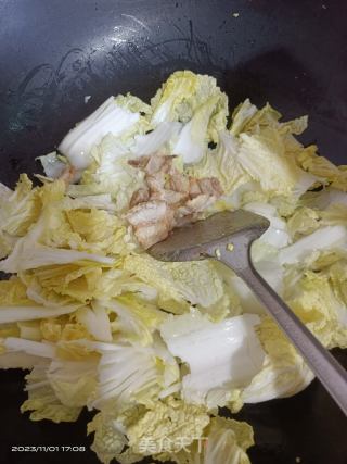 猪油渣炒娃娃菜的做法步骤：3