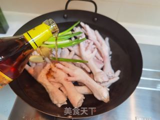柠檬泡椒无骨鸡爪的做法步骤：5