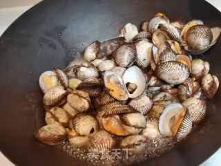 凉拌金针菇小海鲜的做法步骤：3