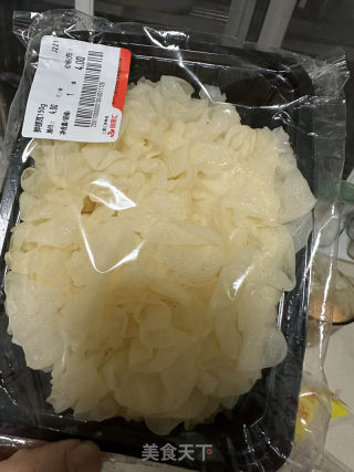 红枣银耳汤的做法步骤：1