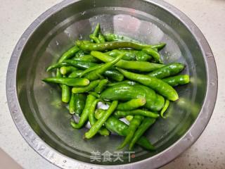 线椒炒五香豆干的做法步骤：1
