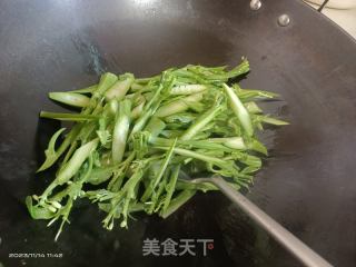 炒芥蓝的做法步骤：2