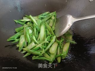 炒芥蓝的做法步骤：5