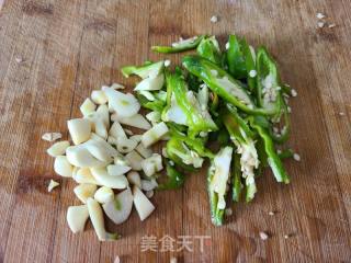 醋溜红皮土豆丝的做法步骤：4