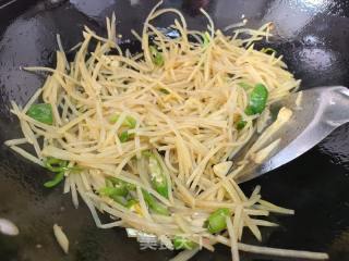 醋溜红皮土豆丝的做法步骤：5
