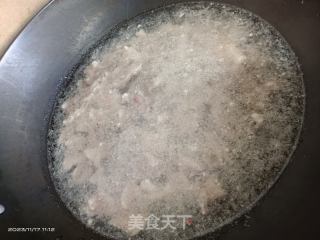 番茄金针菇滑肉的做法步骤：7
