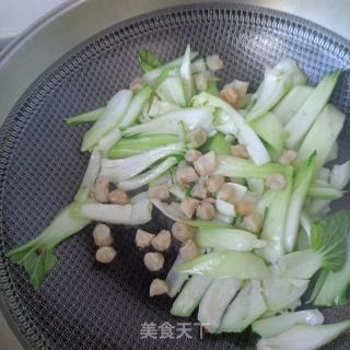 烤贝炒油菜的做法步骤：8