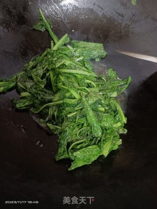 炒油麦菜的做法步骤：4