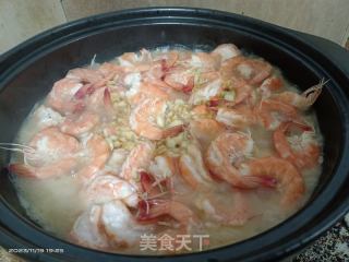 蒜蓉金针菇粉丝鲜虾煲的做法步骤：16