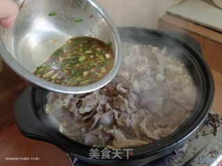 娃娃菜粉丝豆腐瘦肉煲的做法步骤：17