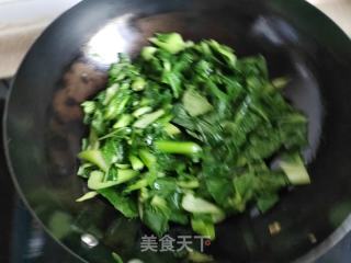 青菜炒粉皮的做法步骤：5