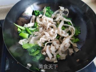 青菜炒粉皮的做法步骤：6