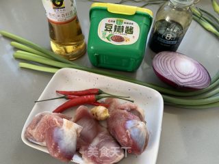 酱炒鸭肫的做法步骤：1