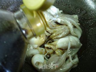 虎皮鸡蛋烧望潮的做法步骤：6