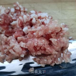野生虾仁水饺的做法步骤：2