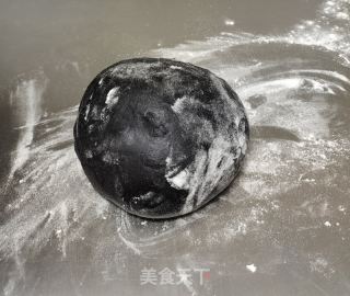 竹炭粉面包的做法步骤：6