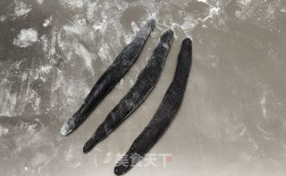 竹炭粉面包的做法步骤：8