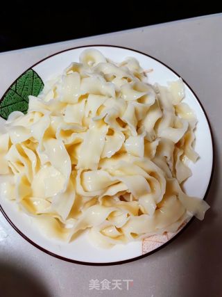 油泼面的做法步骤：5
