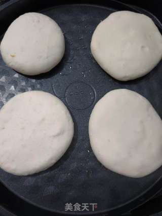 红糖糯米饼的做法步骤：10
