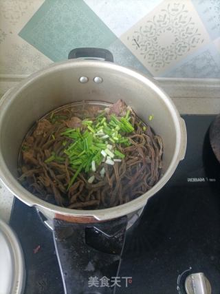 排骨炖豆角干的做法步骤：13