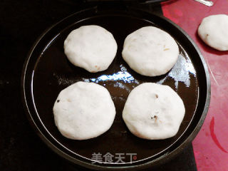 笋干腊肉白玉米面饼的做法步骤：10