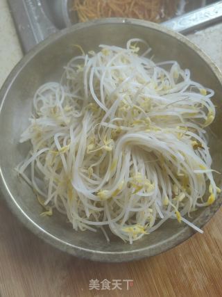 蒜泥绿豆芽儿的做法步骤：5