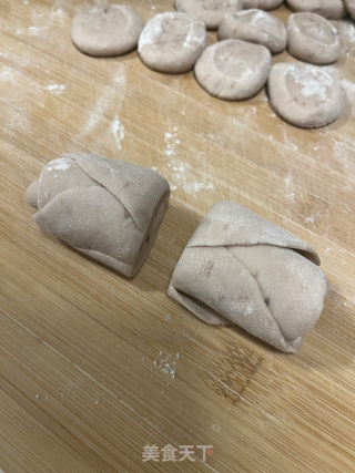 玫瑰花酱玫瑰馒头的做法步骤：10
