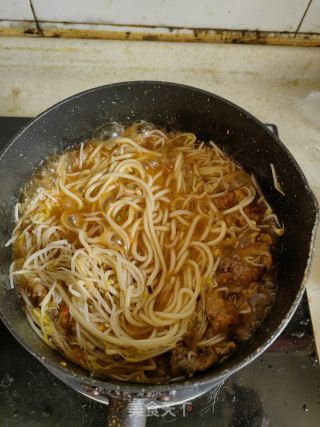 肉片豆芽面的做法步骤：10