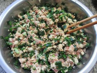 韭菜肉末豆腐馅饺子的做法步骤：11
