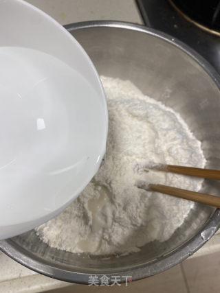 梅干菜锅盔的做法步骤：5