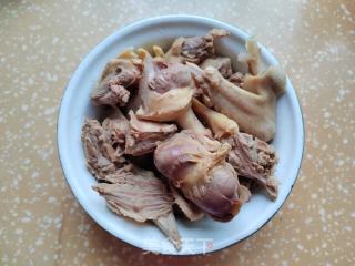 老鸭萝卜汤的做法步骤：3