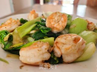 青菜炒虾仁的做法步骤：9