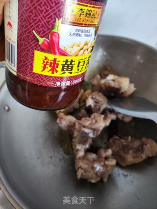 酱骨架焖萝卜的做法步骤：5