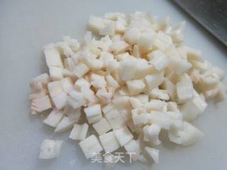 家常炒藕丁的做法步骤：3