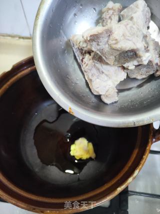 春菜龙骨汤的做法步骤：3