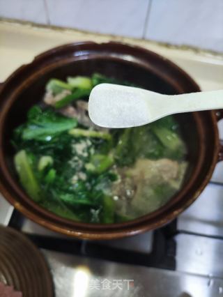 春菜龙骨汤的做法步骤：6