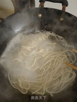 肉片汤面的做法步骤：5