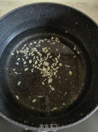 胡萝卜牛肉滑肉汤的做法步骤：3