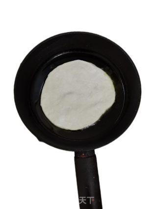 烙油饼的做法步骤：5