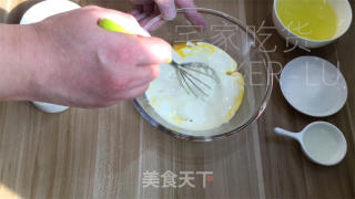 淡奶油古早，轻轻掰开，那丝滑的奶香弥漫开来，散发着令人陶醉的香甜。的做法步骤：2