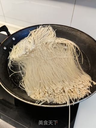 鲫鱼汤面的做法步骤：9