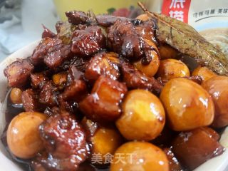 手残版红烧肉鹌鹑蛋的做法