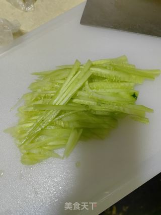 蔬菜拌牛腱子肉的做法步骤：7