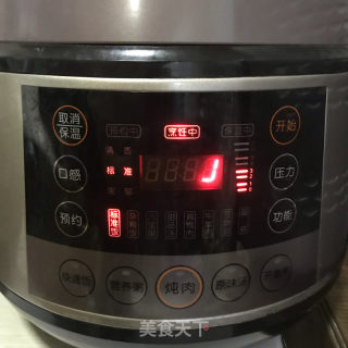 牛腱子白萝卜汤的做法步骤：4