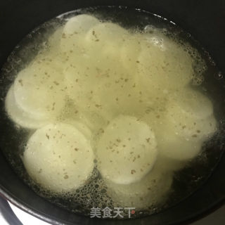 牛腱子白萝卜汤的做法步骤：8